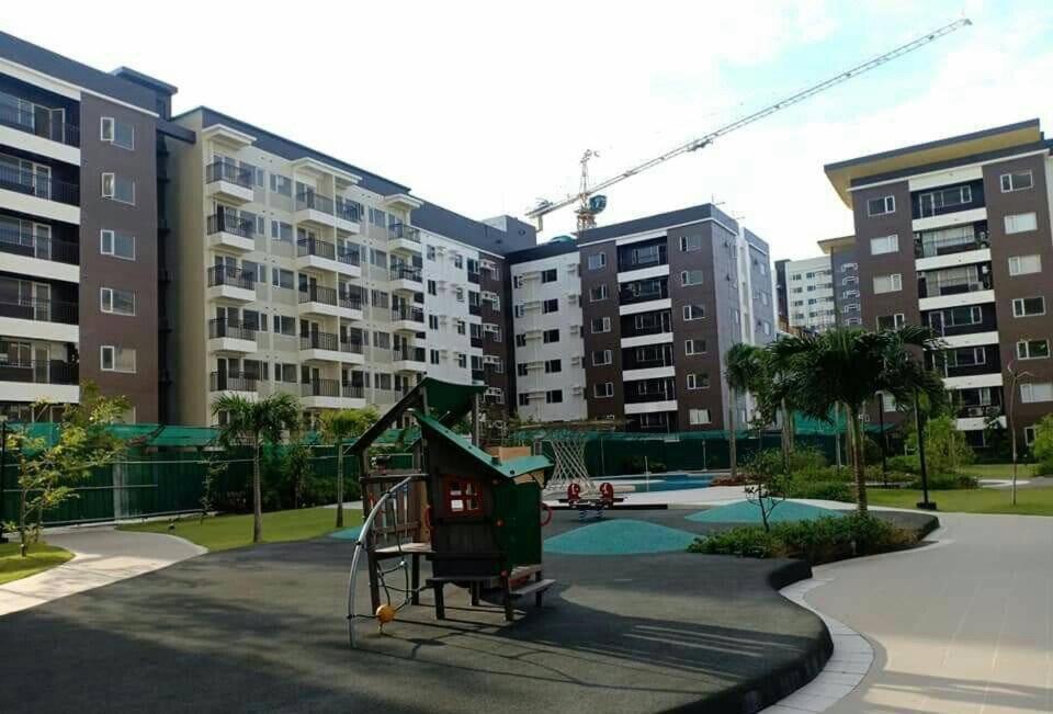 Апарт отель Avida Atria T2-F ,5Mins To Festive Walk And 4 Mins To Iloilo Convention Center Экстерьер фото