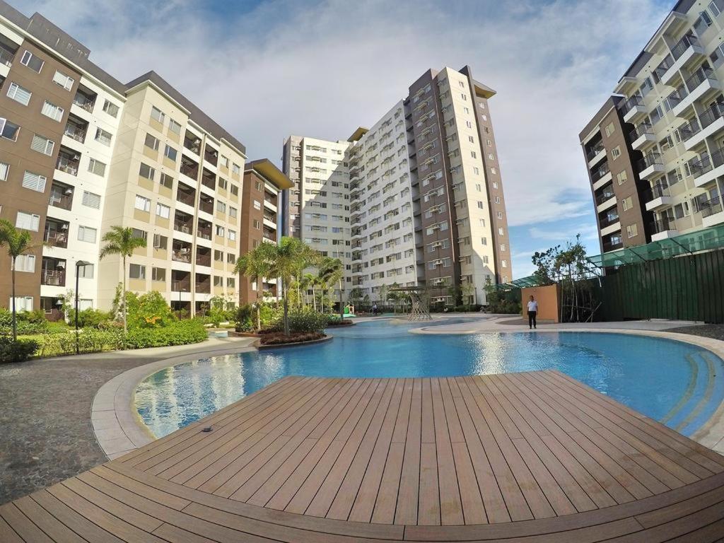 Апарт отель Avida Atria T2-F ,5Mins To Festive Walk And 4 Mins To Iloilo Convention Center Экстерьер фото