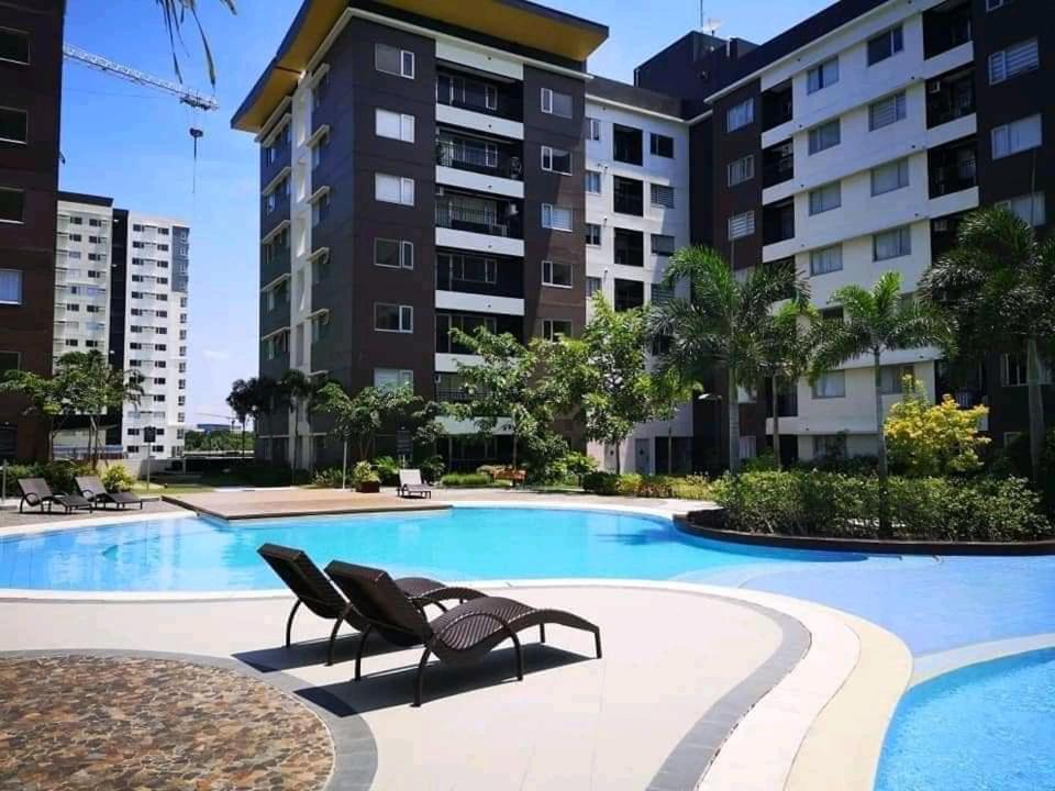 Апарт отель Avida Atria T2-F ,5Mins To Festive Walk And 4 Mins To Iloilo Convention Center Экстерьер фото